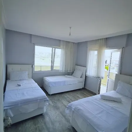 3+1 Uyar , Denize Çeşme
